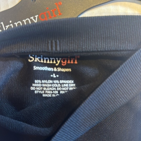 NWT Skinnygirl black shaping shapeweat seamless shorts tames the tummy size LG - Picture 9 of 9